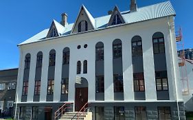 Mánagisting Guesthouse
